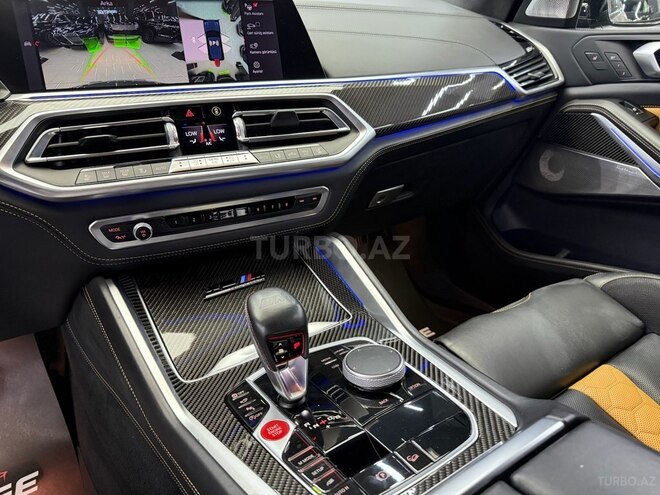 BMW X5 M-8