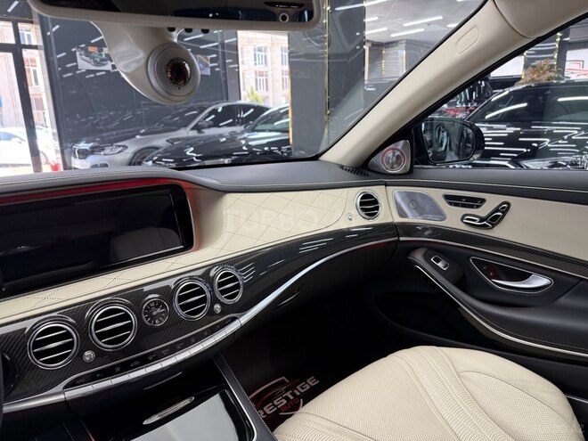 Mercedes S 65 AMG-10