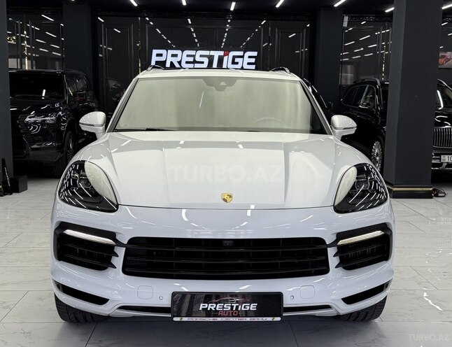 Porsche Cayenne S-2