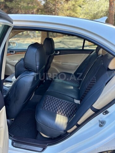 Hyundai Sonata-4