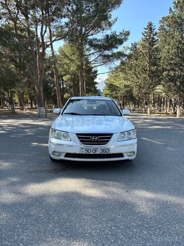 Hyundai Sonata-1