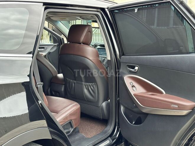 Hyundai Grand Santa Fe 2016, 225,000 km - 2.2 l - Bakı