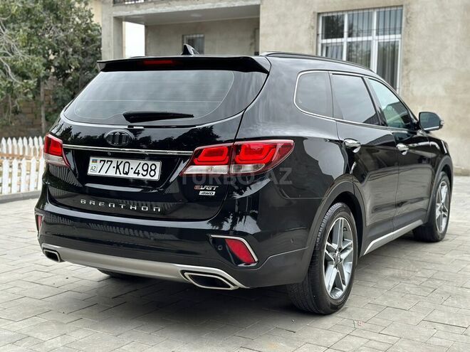 Hyundai Grand Santa Fe 2016, 225,000 km - 2.2 l - Bakı