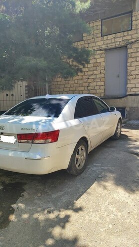 Hyundai Sonata-5