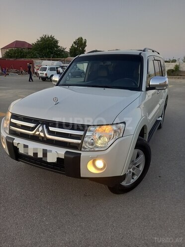 Mitsubishi Pajero 2008, 205,000 km - 3.0 л - Bakı