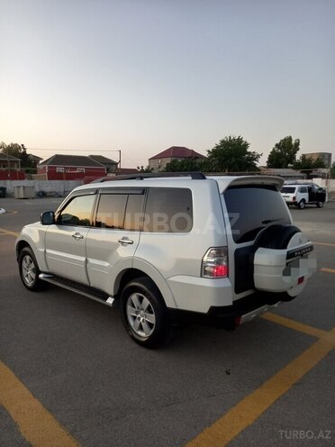 Mitsubishi Pajero 2008, 205,000 km - 3.0 л - Bakı