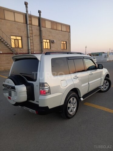 Mitsubishi Pajero 2008, 205,000 km - 3.0 л - Bakı