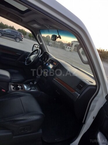 Mitsubishi Pajero 2008, 205,000 km - 3.0 л - Bakı