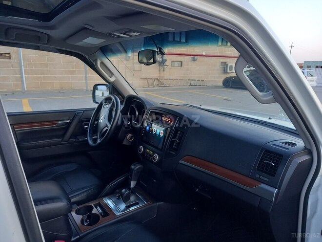Mitsubishi Pajero 2008, 205,000 km - 3.0 л - Bakı