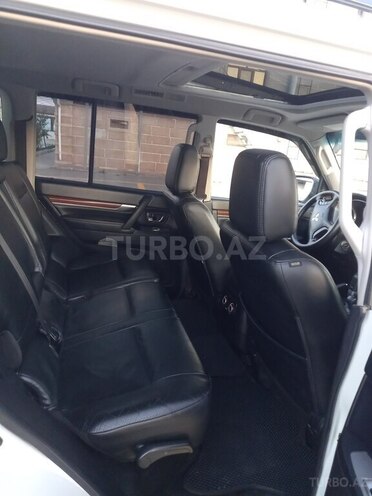Mitsubishi Pajero 2008, 205,000 km - 3.0 л - Bakı