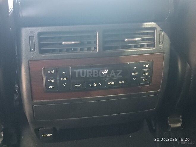 Toyota Land Cruiser 2019, 271,000 km - 4.6 l - Bakı