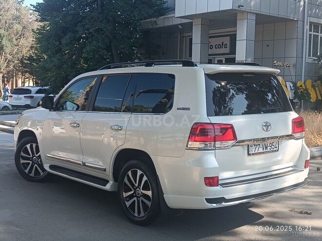 Toyota Land Cruiser 2019, 271,000 km - 4.6 l - Bakı