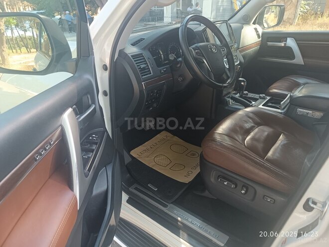Toyota Land Cruiser 2019, 271,000 km - 4.6 l - Bakı