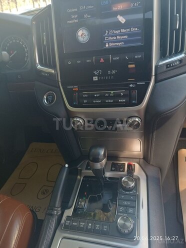Toyota Land Cruiser 2019, 271,000 km - 4.6 l - Bakı