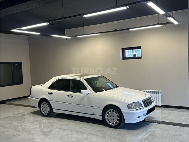Mercedes C 230 1998, 383,000 km - 2.3 l - Salyan