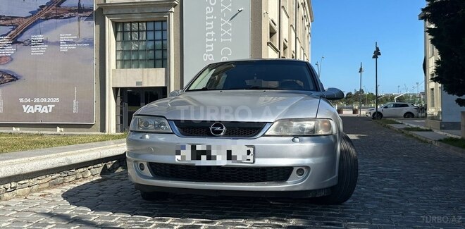 Opel Vectra 2000, 285,000 km - 2.2 l - Bakı