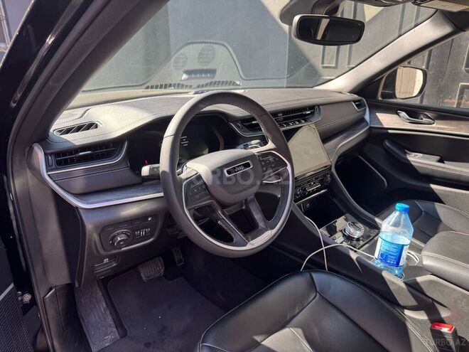 Jeep Grand Cherokee 2024, 23,700 km - 2.0 л - Bakı