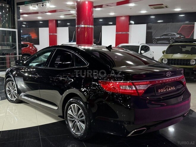 Hyundai Grandeur 2015, 144,000 km - 2.2 l - Bakı