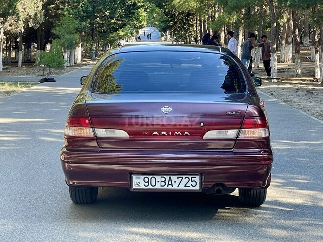 Nissan Maxima-4