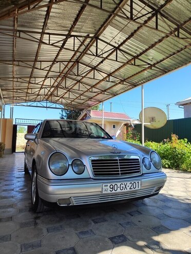 Mercedes E 240 1998, 386,000 km - 2.4 l - Bakı