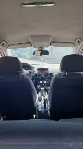 Opel Astra 2010, 315,000 km - 1.3 l - Bakı