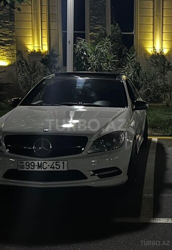 Mercedes C 180 2010, 271,900 km - 1.8 l - Bakı