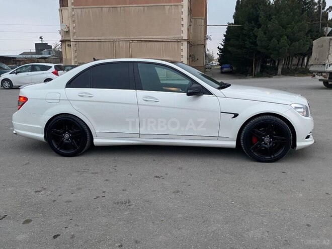 Mercedes C 180 2010, 271,900 km - 1.8 l - Bakı