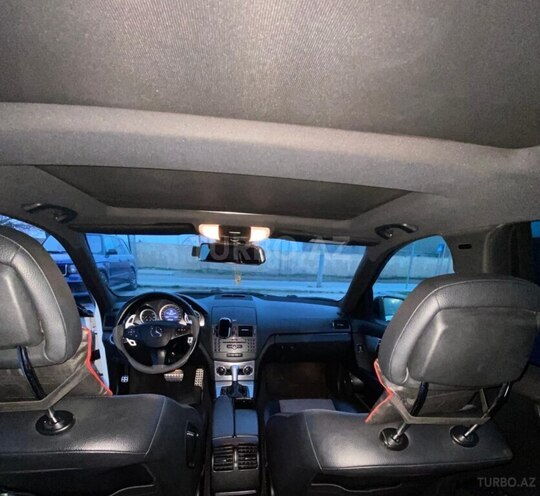 Mercedes C 180 2010, 271,900 km - 1.8 l - Bakı