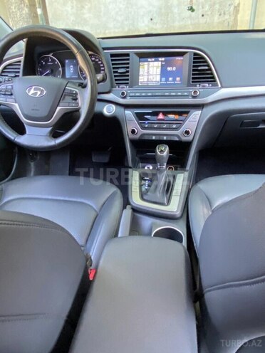 Hyundai Avante 2016, 140,000 km - 1.6 л - Gəncə