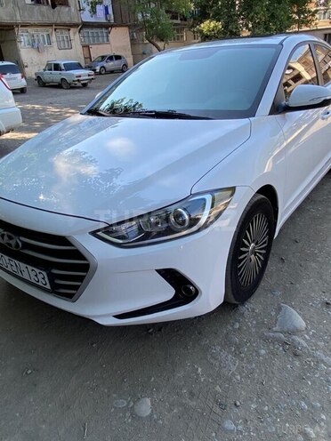 Hyundai Avante 2016, 140,000 km - 1.6 л - Gəncə