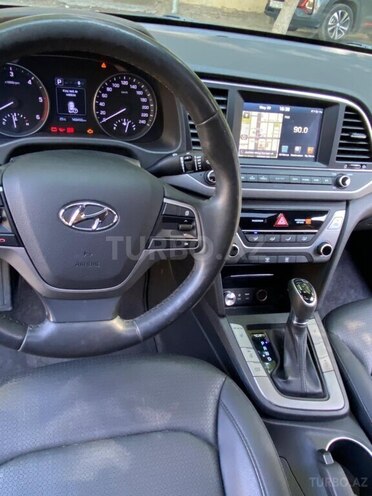 Hyundai Avante 2016, 140,000 km - 1.6 л - Gəncə