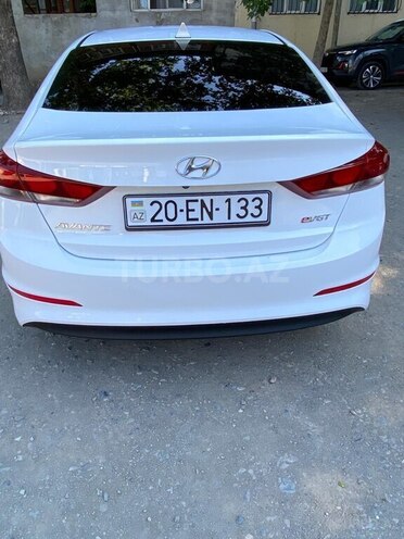 Hyundai Avante 2016, 140,000 km - 1.6 л - Gəncə