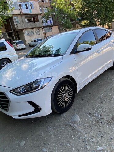 Hyundai Avante 2016, 140,000 km - 1.6 л - Gəncə