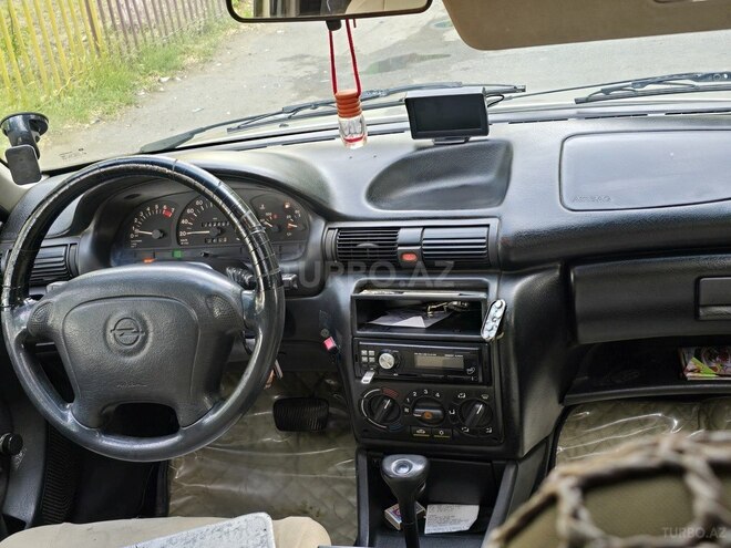 Opel Astra 1996, 354,000 km - 1.6 l - Sumqayıt