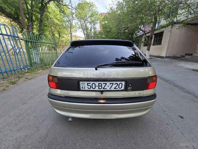 Opel Astra 1996, 354,000 km - 1.6 l - Sumqayıt