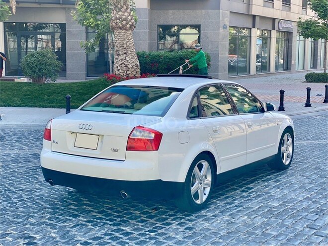Audi A4 2003, 260,000 km - 1.8 л - Bakı