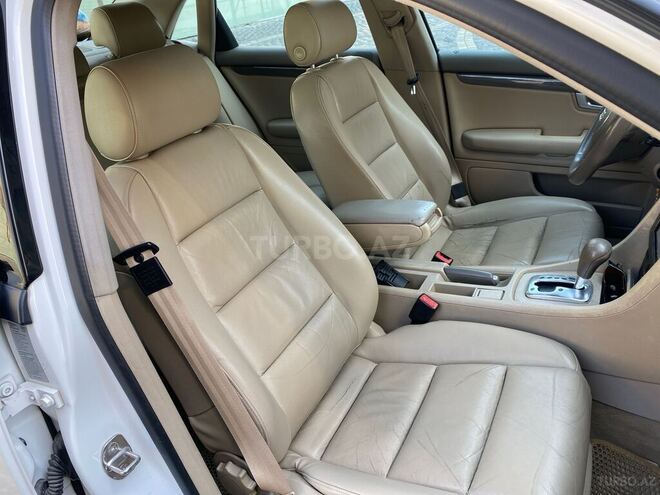 Audi A4 2003, 260,000 km - 1.8 л - Bakı