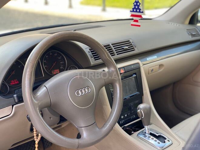 Audi A4 2003, 260,000 km - 1.8 л - Bakı