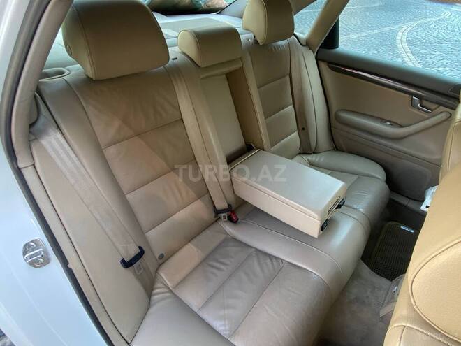 Audi A4 2003, 260,000 km - 1.8 л - Bakı
