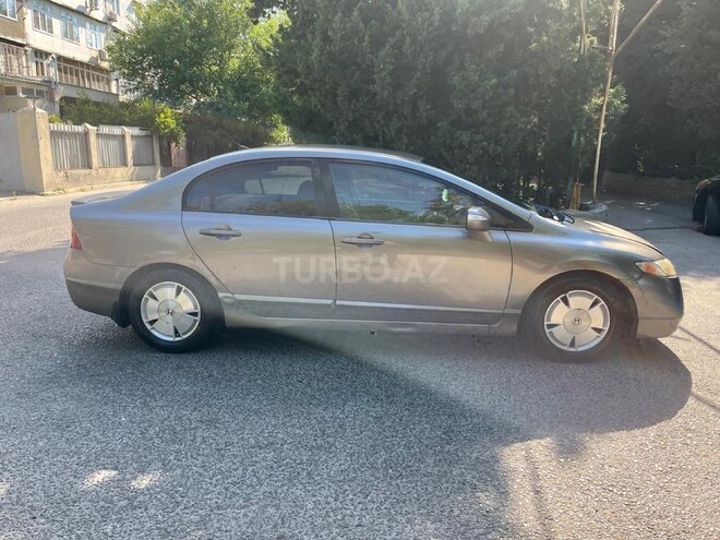 Honda Civic 2006, 330,000 km - 1.3 л - Bakı