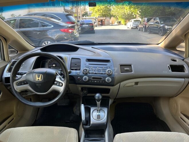 Honda Civic 2006, 330,000 km - 1.3 л - Bakı
