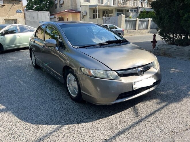 Honda Civic 2006, 330,000 km - 1.3 л - Bakı