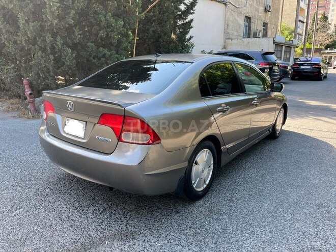 Honda Civic 2006, 330,000 km - 1.3 л - Bakı