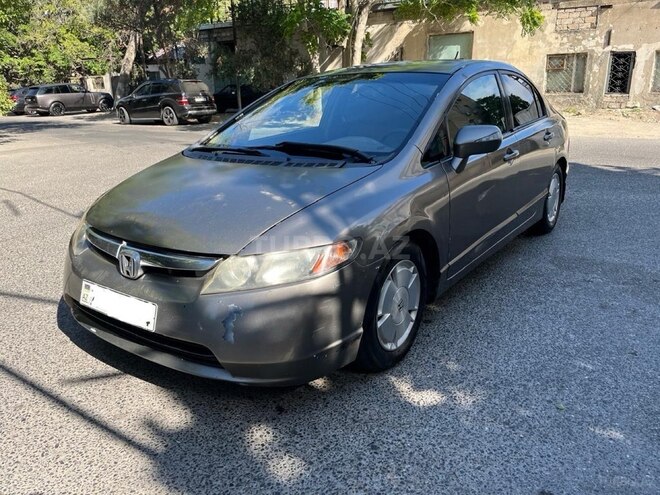 Honda Civic 2006, 330,000 km - 1.3 л - Bakı