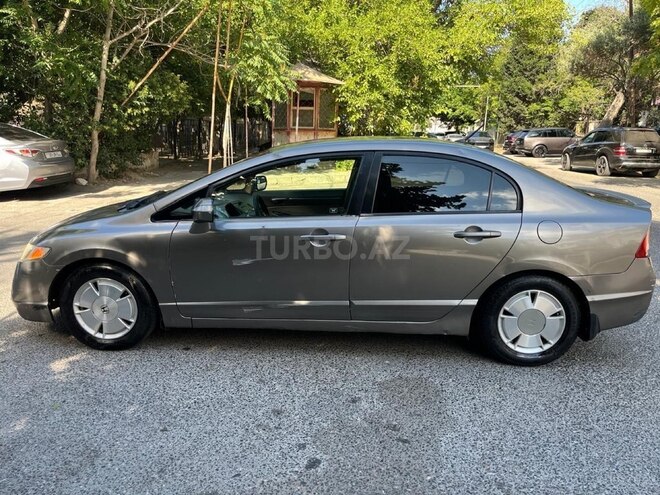 Honda Civic 2006, 330,000 km - 1.3 л - Bakı