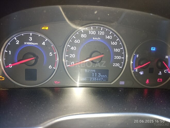 Hyundai Santa Fe 2011, 236,000 km - 2.2 л - Bakı