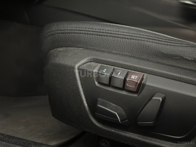 BMW 320-23