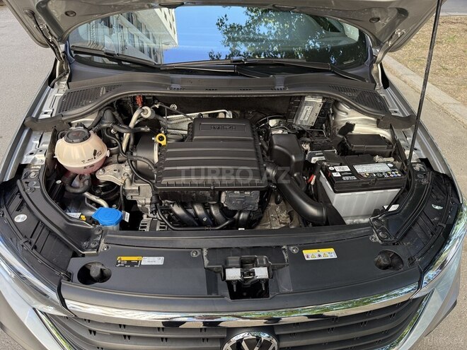 Volkswagen Polo 2021, 58,500 km - 1.6 л - Bakı