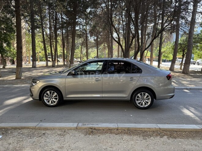 Volkswagen Polo 2021, 58,500 km - 1.6 л - Bakı