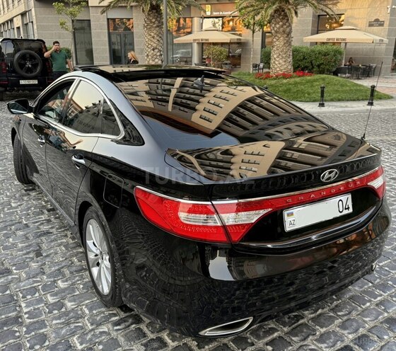Hyundai Grandeur 2013, 182,300 km - 2.4 л - Bakı